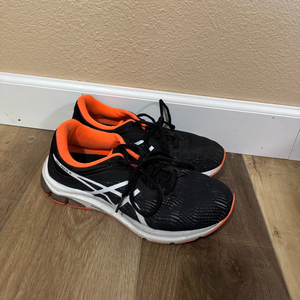 ASICS black, white, and orange tennis shoes size 7.5 men’s